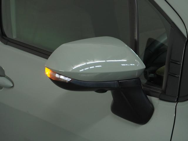 シエンタ ハイブリッドＺ　１オ－ナ－　ナビ　全周囲カメ　ＥＴＣ　両電扉　ＢＴ　地デジ　後席サーキュレーター　ステアリングヒーター　後席シェード　アースカラー　ブラインドスポットモニター　シートバックテーブル　シートヒーター（31枚目）
