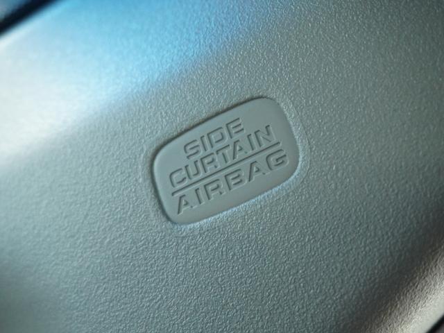 ステップワゴン Ｇホンダセンシング　１オ－ナ－　両電扉　ナビ　Ｒカメラ　ＥＴＣ　サイドバイザー　後席シェード　インテリア内装アイボリー　シートバックテーブル　デジタルメーター　三列シート　二列目キャプテンシート　ＬＥＤヘッドライト（11枚目）