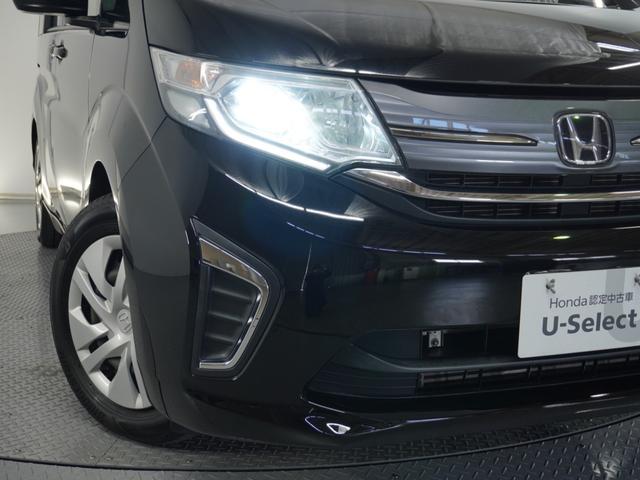 ステップワゴン Ｇホンダセンシング　１オ－ナ－　両電扉　ナビ　Ｒカメラ　ＥＴＣ　サイドバイザー　後席シェード　インテリア内装アイボリー　シートバックテーブル　デジタルメーター　三列シート　二列目キャプテンシート　ＬＥＤヘッドライト（28枚目）