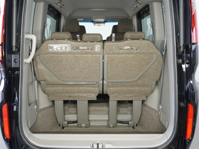 ステップワゴン Ｇホンダセンシング　１オ－ナ－　両電扉　ナビ　Ｒカメラ　ＥＴＣ　サイドバイザー　後席シェード　インテリア内装アイボリー　シートバックテーブル　デジタルメーター　三列シート　二列目キャプテンシート　ＬＥＤヘッドライト（42枚目）