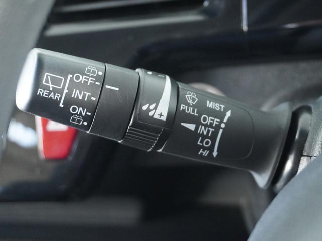 ステップワゴン Ｇホンダセンシング　１オ－ナ－　両電扉　ナビ　Ｒカメラ　ＥＴＣ　サイドバイザー　後席シェード　インテリア内装アイボリー　シートバックテーブル　デジタルメーター　三列シート　二列目キャプテンシート　ＬＥＤヘッドライト（64枚目）
