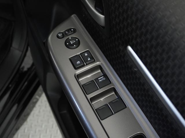 ステップワゴンスパーダ スパーダホンダセンシング　ナビ　Ｄレコ　Ｒカメ　ＥＴＣ２．０　両電扉　ＢＴ接続　ＬＥＤ　インテリア内装黒　運転席ハイトアジャスターシート　後席シェード　二列目ベンチシート　パドルシフト　デジタルメーター　革巻ステアリング（44枚目）