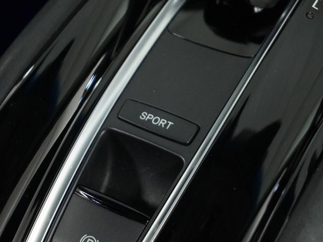 ヴェゼル ハイブリッドＺ・ホンダセンシング　ナビ　Ｒカメ　ＥＴＣ　クルコン　ＢＴ　地デジ　シートヒーター　ブレーキホールド付電動パーキングブレーキ　インテリア内装ブラック　運転席ハイトアジャスターシート　サイドバイザー　合皮コンビシート（21枚目）