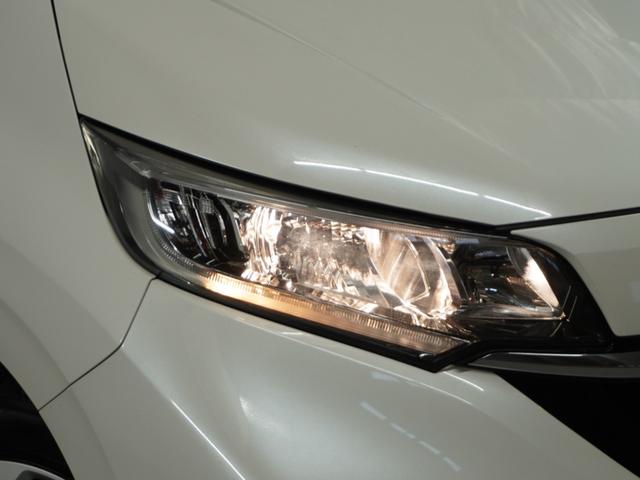 フリード Ｇ・ホンダセンシング　１オ－ナ－　ナビ　Ｒカメ　ＥＴＣ　両電扉　ＢＴ　地デジ　ＤＶＤ　シートヒーター　後席シェード　サイドバイザー　運転席ハイトアジャスターシート　二列目キャプテンシート　デジタルメーター　三列シート（13枚目）