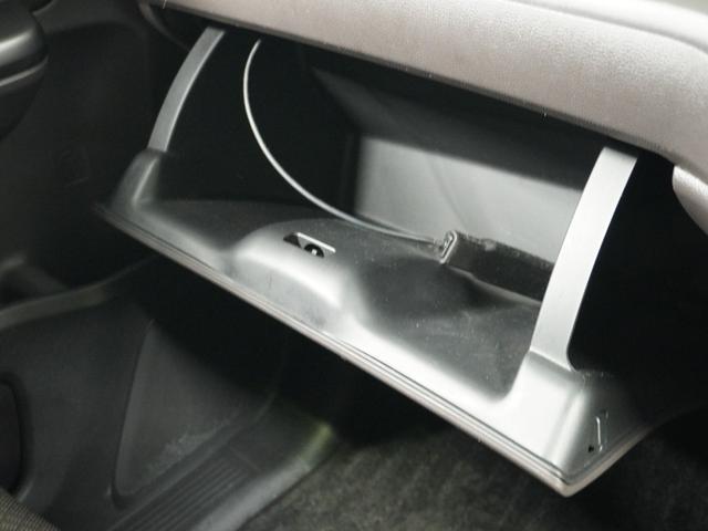 フリード Ｇ・ホンダセンシング　１オ－ナ－　ナビ　Ｒカメ　ＥＴＣ　両電扉　ＢＴ　地デジ　ＤＶＤ　シートヒーター　後席シェード　サイドバイザー　運転席ハイトアジャスターシート　二列目キャプテンシート　デジタルメーター　三列シート（58枚目）