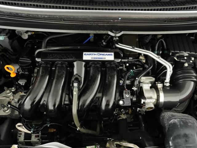 フリード Ｇ・ホンダセンシング　１オ－ナ－　ナビ　Ｒカメ　ＥＴＣ　両電扉　ＢＴ　地デジ　ＤＶＤ　シートヒーター　後席シェード　サイドバイザー　運転席ハイトアジャスターシート　二列目キャプテンシート　デジタルメーター　三列シート（61枚目）