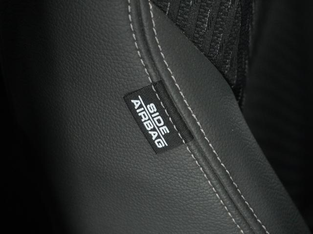 フィットハイブリッド Lパッケージ ナビ 地デジ DVD CD リアカメラ ETC インテリア内装ブラック 運転席ハイトアジャスターシート フロントグラデーションガラス アームレスト 合皮コンビシート 社外アルミホイル オートエアコン.(43枚目)