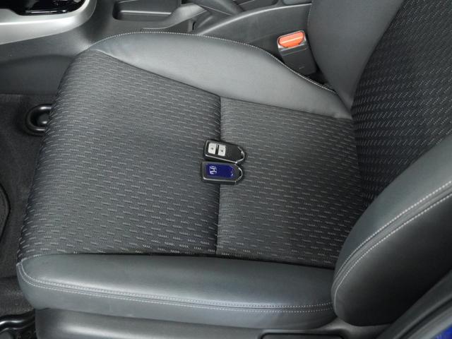 フィットハイブリッド Lパッケージ ナビ 地デジ DVD CD リアカメラ ETC インテリア内装ブラック 運転席ハイトアジャスターシート フロントグラデーションガラス アームレスト 合皮コンビシート 社外アルミホイル オートエアコン.(53枚目)