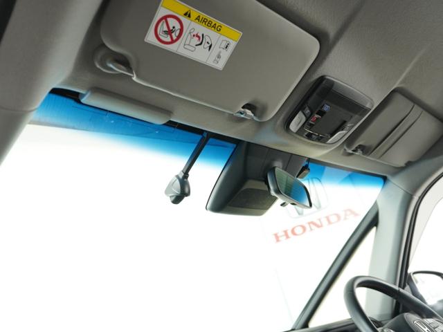 フィット e:HEVホーム20周年特別仕様車カーサ 1オ-ナ ナビ Rカメ Dレコ前後 ETC2.0 運転席ハイトアジャスターシート シートヒーター 合皮コンビシート サイドバイザー ウインカーミラー ブレーキホールド付電動パーキングブレーキ(46枚目)