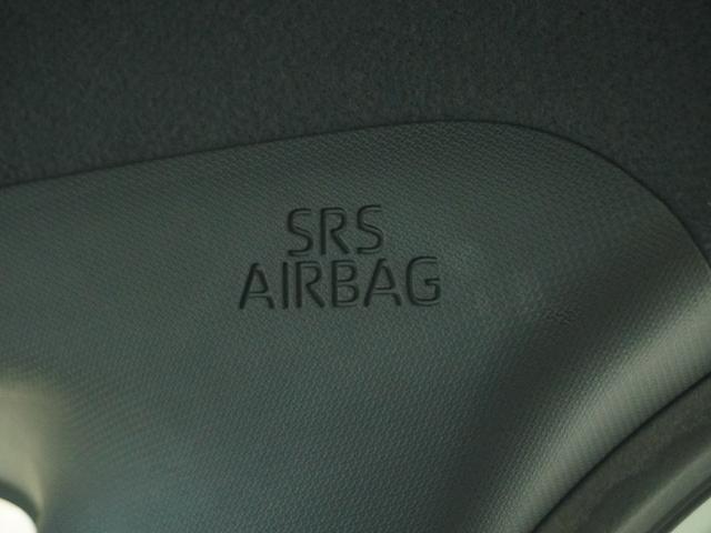 タント カスタムRSセレクション 1オ-ナ- ナビ Rカメ Dレコ ETC 両電扉 BT 地デジ 後席シェード ツートンカラー 合皮コンビシート インテリア内装ブラック 助手席イージークローザー デジタルメーター サイドバイザー(14枚目)