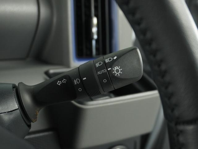 タント カスタムRSセレクション 1オ-ナ- ナビ Rカメ Dレコ ETC 両電扉 BT 地デジ 後席シェード ツートンカラー 合皮コンビシート インテリア内装ブラック 助手席イージークローザー デジタルメーター サイドバイザー(52枚目)