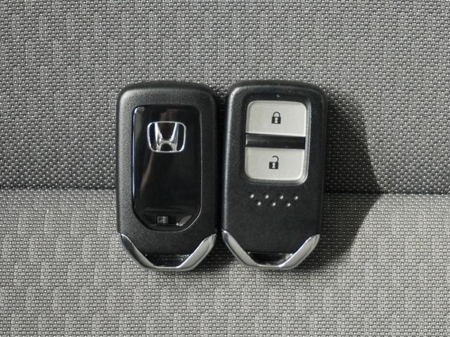 フィット クロスター 1オ-ナ- LED ナビ Rカメラ ETC ドライブレコーダー 運転席ハイトアジャスターシート フロントグラデーションガラス 液晶メーター サイドカーテンエアバック ツートンカラー オートエアコン.(20枚目)