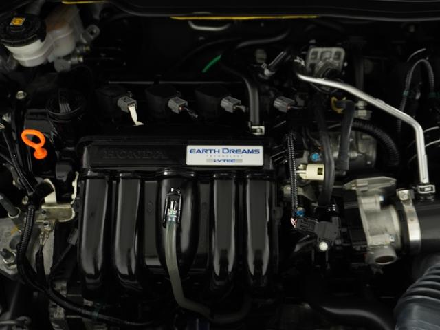 フィット クロスター 1オ-ナ- LED ナビ Rカメラ ETC ドライブレコーダー 運転席ハイトアジャスターシート フロントグラデーションガラス 液晶メーター サイドカーテンエアバック ツートンカラー オートエアコン.(22枚目)