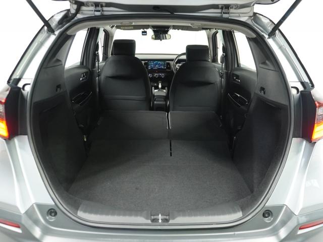 フィット クロスター 1オ-ナ- LED ナビ Rカメラ ETC ドライブレコーダー 運転席ハイトアジャスターシート フロントグラデーションガラス 液晶メーター サイドカーテンエアバック ツートンカラー オートエアコン.(47枚目)