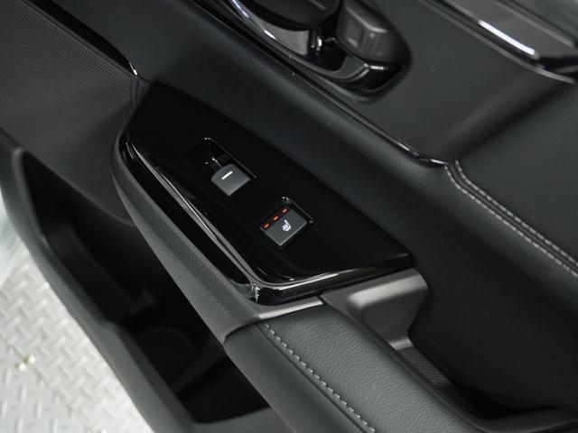CR-Vハイブリッド e:HEVEX・ブラックエディション 4WD ナビ ETC2.0 前後ドラレコ Rカメラ LEDヘッドライト スマートキー サイドカーテンエアバック パノラマガラスサンルーフ 電動シート インテリア内装ブラック シートヒーター.(26枚目)
