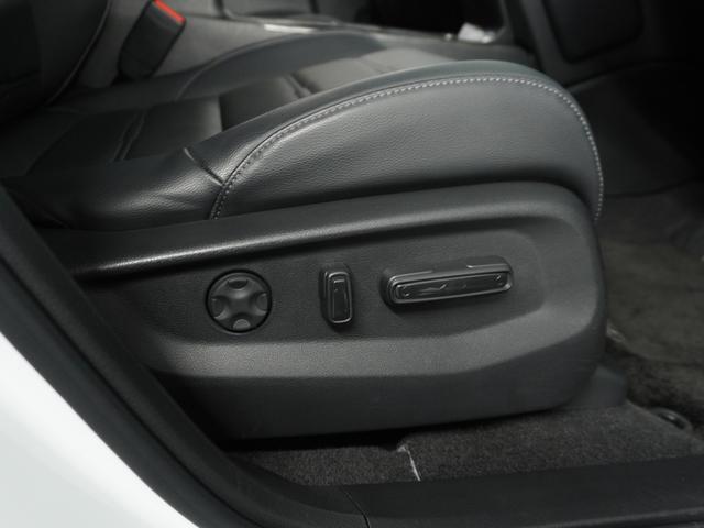 CR-Vハイブリッド e:HEVEX・ブラックエディション 4WD ナビ ETC2.0 前後ドラレコ Rカメラ LEDヘッドライト スマートキー サイドカーテンエアバック パノラマガラスサンルーフ 電動シート インテリア内装ブラック シートヒーター.(28枚目)