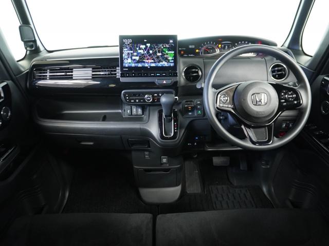 N-BOXカスタム L 1オ-ナ- ナビ Rカメ Dレコ ETC 両電扉 BT 地デジ 後席シェード 運転席ハイトアジャスターシート シートヒーター ブレーキホールド付電動パーキングブレーキ サイドカーテンエアバック(9枚目)