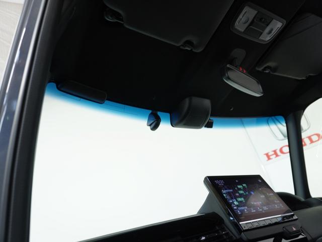 N-BOXカスタム L 1オ-ナ- ナビ Rカメ Dレコ ETC 両電扉 BT 地デジ 後席シェード 運転席ハイトアジャスターシート シートヒーター ブレーキホールド付電動パーキングブレーキ サイドカーテンエアバック(40枚目)