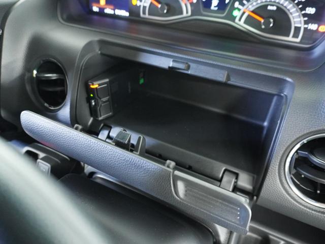 N-BOXカスタム L 1オ-ナ- ナビ Rカメ Dレコ ETC 両電扉 BT 地デジ 後席シェード 運転席ハイトアジャスターシート シートヒーター ブレーキホールド付電動パーキングブレーキ サイドカーテンエアバック(57枚目)