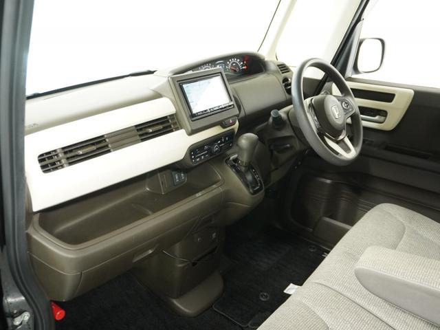 Ｎ－ＢＯＸ Ｌ　１オ－ナ　片電扉　ナビ　Ｒカメラ　ＥＴＣ　インテリア内装アイボリー　後席シェード　後席スライドシート　シートバックテーブル　ドアバイザー　運転席ハイトアジャスターシート　オートエアコン　スマートキー．（56枚目）