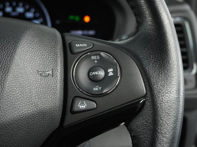 ヴェゼル ハイブリッドX・ホンダセンシング 1オ-ナ- ナビ Dレコ Rカメ ETC クルコン BT 運転席ハイトアジャスターシート ドアバイザー インテリア内装ブラック 合皮コンビシート 運転席ハイトアジャスターシート 後席跳ね上げシート.(20枚目)