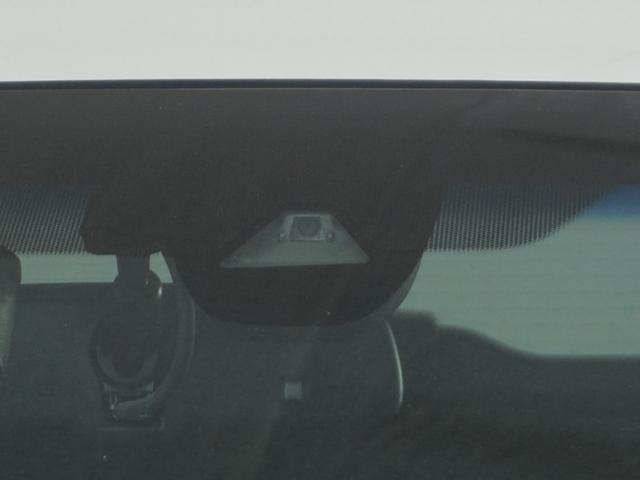 ヴェゼル ハイブリッドX・ホンダセンシング 1オ-ナ- ナビ Dレコ Rカメ ETC クルコン BT 運転席ハイトアジャスターシート ドアバイザー インテリア内装ブラック 合皮コンビシート 運転席ハイトアジャスターシート 後席跳ね上げシート.(30枚目)