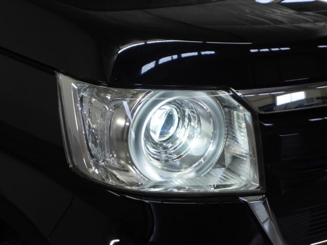 Ｎ－ＢＯＸ Ｇ・Ｌホンダセンシング　ナビ　Ｒカメ　ＥＴＣ　片電扉　ＢＴ接続　クルコン　ＬＥＤ　インテリア内装アイボリー　後席シェード　シートヒーター　ドアバイザー　運転席ハイトアジャスターシート　スマートキー　オートエアコン．（12枚目）