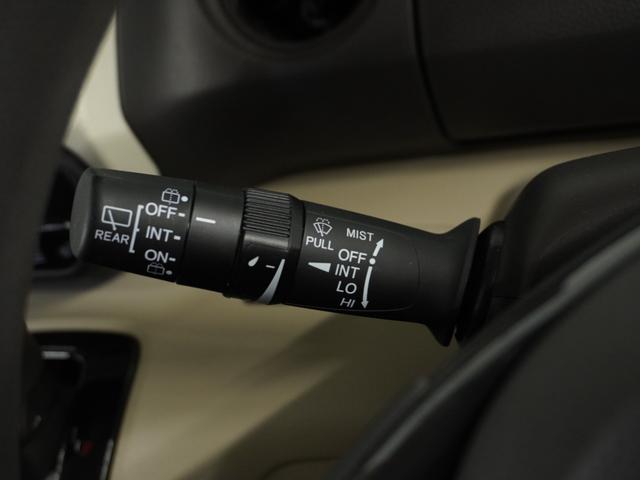 Ｎ－ＢＯＸ Ｇ・Ｌホンダセンシング　ナビ　Ｒカメ　ＥＴＣ　片電扉　ＢＴ接続　クルコン　ＬＥＤ　インテリア内装アイボリー　後席シェード　シートヒーター　ドアバイザー　運転席ハイトアジャスターシート　スマートキー　オートエアコン．（49枚目）