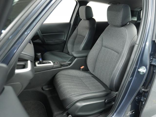 フィット e:HEVホーム 1オ-ナ- ナビ Rカメ ETC2.0 地デジ BT接続 LED 運転席ハイトアジャスターシート インテリア内装ブラック ブレーキホールド付電動パーキングブレーキ 合皮コンビシート オートエアコン.(10枚目)