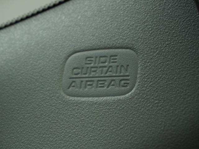 フィット e:HEVホーム 1オ-ナ- ナビ Rカメ ETC2.0 地デジ BT接続 LED 運転席ハイトアジャスターシート インテリア内装ブラック ブレーキホールド付電動パーキングブレーキ 合皮コンビシート オートエアコン.(12枚目)