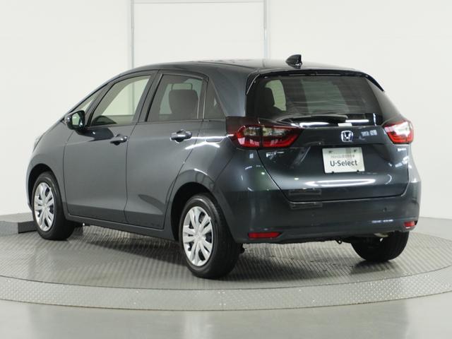 フィット e:HEVホーム 1オ-ナ- ナビ Rカメ ETC2.0 地デジ BT接続 LED 運転席ハイトアジャスターシート インテリア内装ブラック ブレーキホールド付電動パーキングブレーキ 合皮コンビシート オートエアコン.(26枚目)