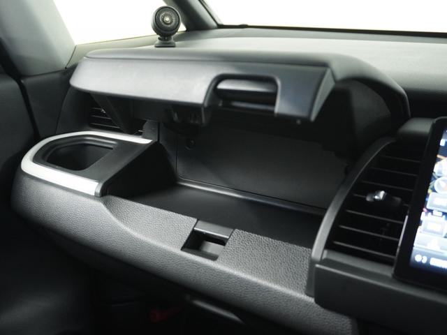 フィット e:HEVホーム 1オ-ナ- ナビ Rカメ ETC2.0 地デジ BT接続 LED 運転席ハイトアジャスターシート インテリア内装ブラック ブレーキホールド付電動パーキングブレーキ 合皮コンビシート オートエアコン.(60枚目)