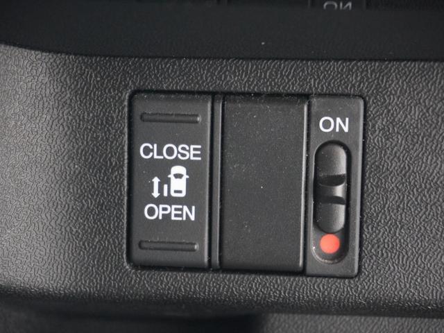 ステップワゴン G 7インチナビ バックカメラ ETC コーナーポール クルーズコントロール 片側電動スライドドア Bluetooth ワンセグ DVD再生 プラズマクラスター搭載エアコン 8人乗り3列シート.(17枚目)