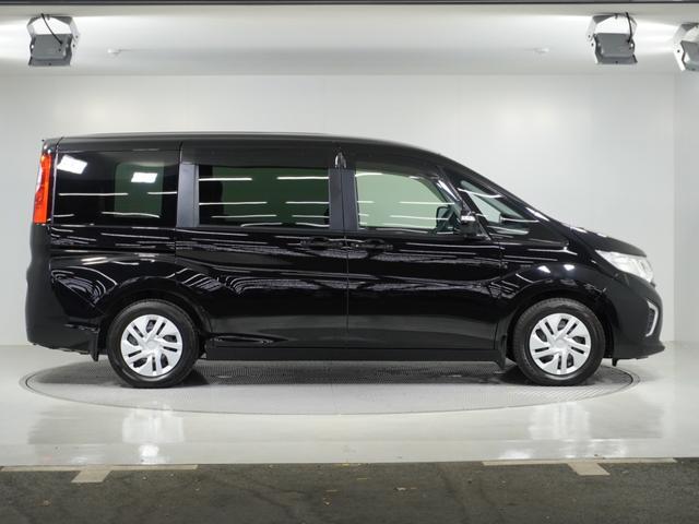 ステップワゴン G 7インチナビ バックカメラ ETC コーナーポール クルーズコントロール 片側電動スライドドア Bluetooth ワンセグ DVD再生 プラズマクラスター搭載エアコン 8人乗り3列シート.(26枚目)