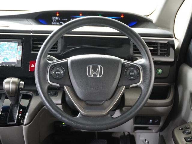 ステップワゴン G 7インチナビ バックカメラ ETC コーナーポール クルーズコントロール 片側電動スライドドア Bluetooth ワンセグ DVD再生 プラズマクラスター搭載エアコン 8人乗り3列シート.(42枚目)