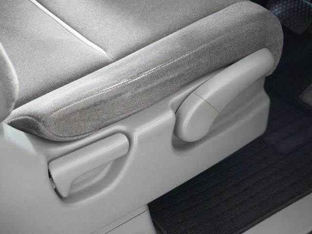 ステップワゴン G 7インチナビ バックカメラ ETC コーナーポール クルーズコントロール 片側電動スライドドア Bluetooth ワンセグ DVD再生 プラズマクラスター搭載エアコン 8人乗り3列シート.(45枚目)