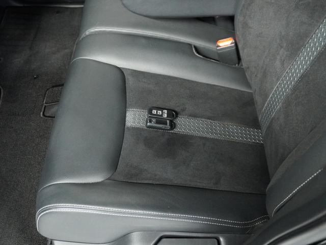 N-BOXカスタム Lターボ ナビ Rカメ ETC 両電扉 BT パドルシフト LED パドルシフト サイドバイザー シートバックテーブル 運転席ハイトアジャスターシート 合皮コンビシート インテリア内装ブラック 後席シェード(36枚目)