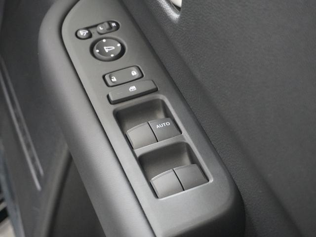 フリード エアーＥＸ　１オ－ナ－ナビＤレコＲカメＥＴＣ両電扉ＢＴ地デジ　渋滞追従クルーズ　Ｂｌｕｅｔｏｏｔｈ　障害物センサー　シートヒーター　ブラインドスポット　オートハイビーム　１５インチ純正アルミホイール　禁煙車（44枚目）