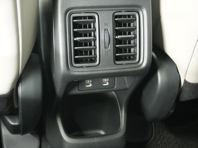 ヴェゼル ｅ：ＨＥＶＺ・ＰＬａＹパッケージ　２年保証当社試乗車ナビＲカメラＥＴＣ２．０ドラレコ（14枚目）