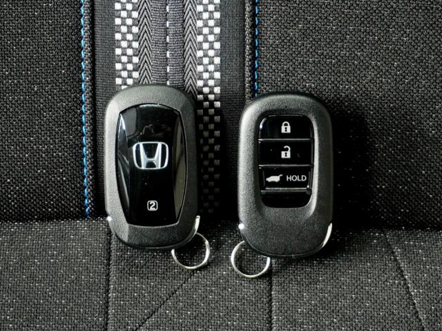 ヴェゼル ｅ：ＨＥＶＺ・ＰＬａＹパッケージ　２年保証当社試乗車ナビＲカメラＥＴＣ２．０ドラレコ（24枚目）