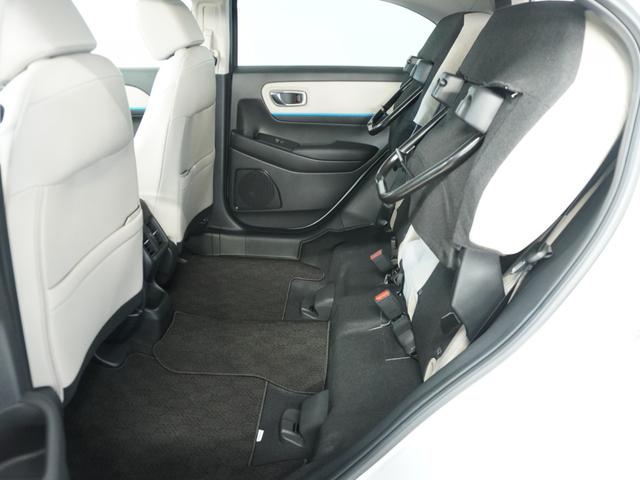 ヴェゼル ｅ：ＨＥＶＺ・ＰＬａＹパッケージ　２年保証当社試乗車ナビＲカメラＥＴＣ２．０ドラレコ（44枚目）