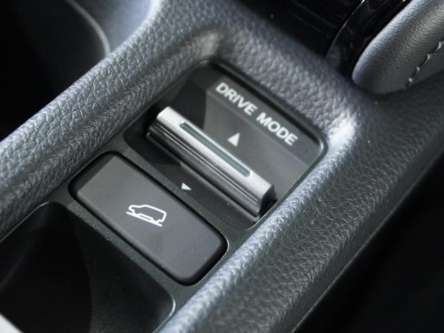 ヴェゼル ｅ：ＨＥＶＺ・ＰＬａＹパッケージ　２年保証当社試乗車ナビＲカメラＥＴＣ２．０ドラレコ（64枚目）