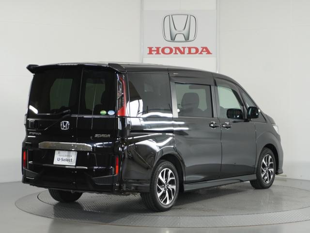 ステップワゴンスパーダ スパーダホンダセンシング ナビ 両側電動扉 バックカメラ ETC 三列シート サイドバイザー わくわくゲート 後席シェード 革巻ステアリング 運転席ハイトアジャスターシート デジパネ インテリア内装ブラック パドルシフト(15枚目)