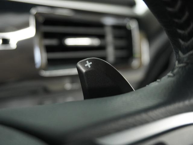 ステップワゴンスパーダ スパーダホンダセンシング ナビ 両側電動扉 バックカメラ ETC 三列シート サイドバイザー わくわくゲート 後席シェード 革巻ステアリング 運転席ハイトアジャスターシート デジパネ インテリア内装ブラック パドルシフト(21枚目)