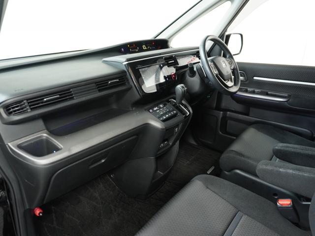 ステップワゴンスパーダ スパーダホンダセンシング ナビ 両側電動扉 バックカメラ ETC 三列シート サイドバイザー わくわくゲート 後席シェード 革巻ステアリング 運転席ハイトアジャスターシート デジパネ インテリア内装ブラック パドルシフト(35枚目)