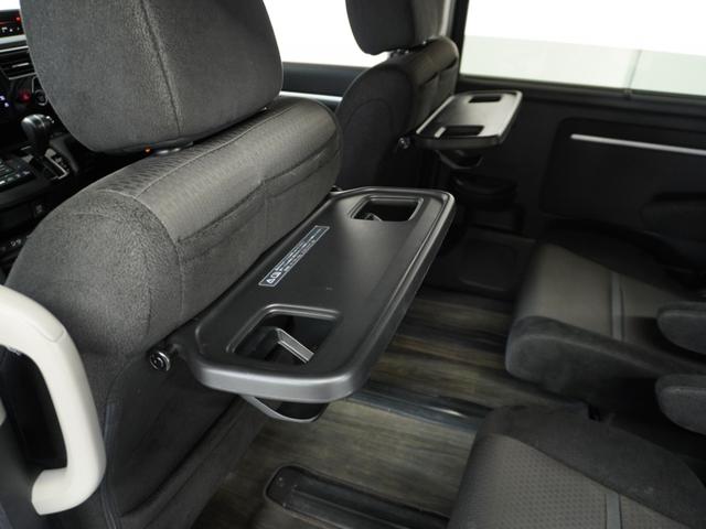 ステップワゴンスパーダ スパーダホンダセンシング ナビ 両側電動扉 バックカメラ ETC 三列シート サイドバイザー わくわくゲート 後席シェード 革巻ステアリング 運転席ハイトアジャスターシート デジパネ インテリア内装ブラック パドルシフト(38枚目)