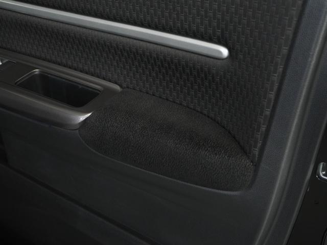 ステップワゴンスパーダ スパーダホンダセンシング ナビ 両側電動扉 バックカメラ ETC 三列シート サイドバイザー わくわくゲート 後席シェード 革巻ステアリング 運転席ハイトアジャスターシート デジパネ インテリア内装ブラック パドルシフト(47枚目)