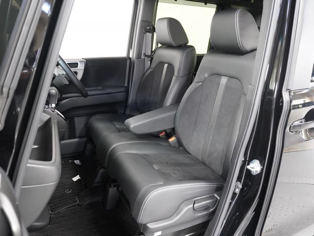 Ｎ－ＢＯＸカスタム Ｌターボスタイル＋ブラック　１オ－ナ－　ナビ　Ｒカメ　ＥＴＣ　両電扉　ＢＴ　地デジ　シートヒーター　ブラックアルミホイール　運転席ハイトアジャスターシート　合皮シート　インテリア内装ブラック　シートバックテーブル　サイドバイザー（10枚目）