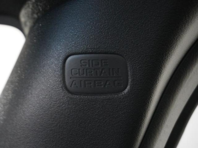 Ｎ－ＢＯＸカスタム Ｌターボスタイル＋ブラック　１オ－ナ－　ナビ　Ｒカメ　ＥＴＣ　両電扉　ＢＴ　地デジ　シートヒーター　ブラックアルミホイール　運転席ハイトアジャスターシート　合皮シート　インテリア内装ブラック　シートバックテーブル　サイドバイザー（12枚目）