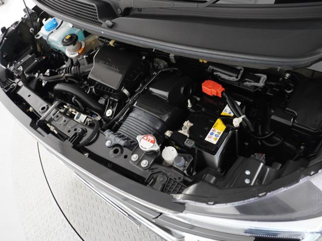 Ｎ－ＢＯＸカスタム Ｌターボスタイル＋ブラック　１オ－ナ－　ナビ　Ｒカメ　ＥＴＣ　両電扉　ＢＴ　地デジ　シートヒーター　ブラックアルミホイール　運転席ハイトアジャスターシート　合皮シート　インテリア内装ブラック　シートバックテーブル　サイドバイザー（19枚目）